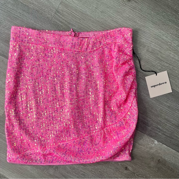 NWT Superdown Misty Sequin Embroidered Wrap Mini Skirt Pink Swiftie Small - Picture 6 of 10